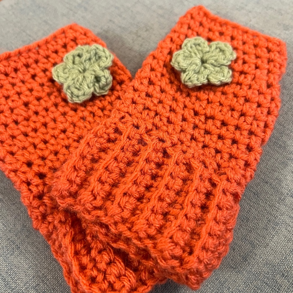 Gloves - pumpkin spice